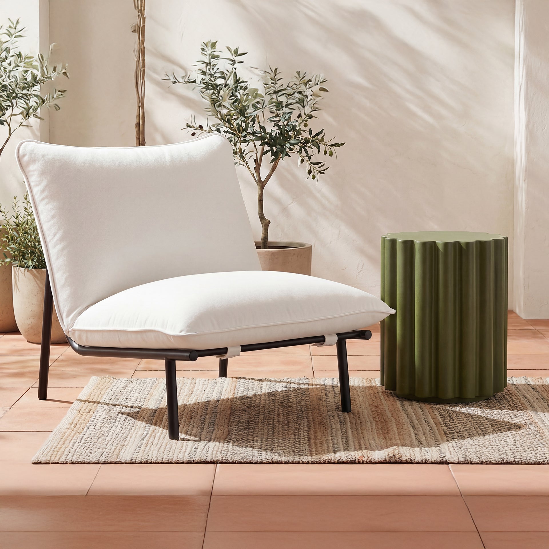 Ivan Accent Table, Round Fibre Reinforced Natural Concrete, Green